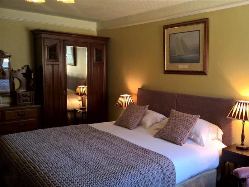 Villa Rothsay Hotel Каус Екстериор снимка