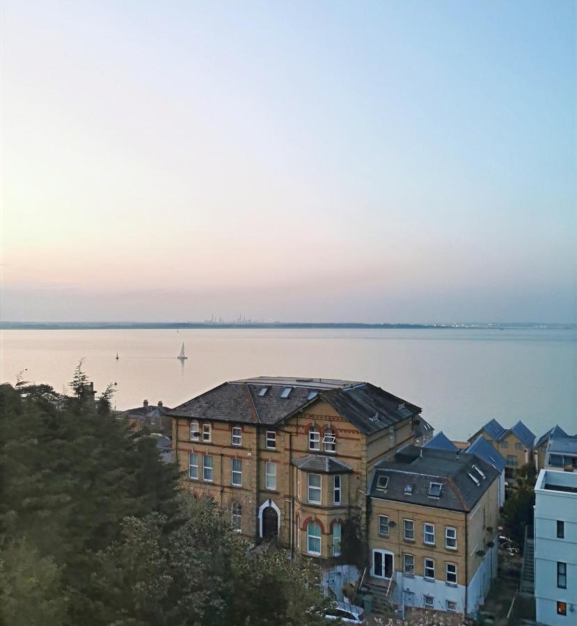 Villa Rothsay Hotel Каус Екстериор снимка