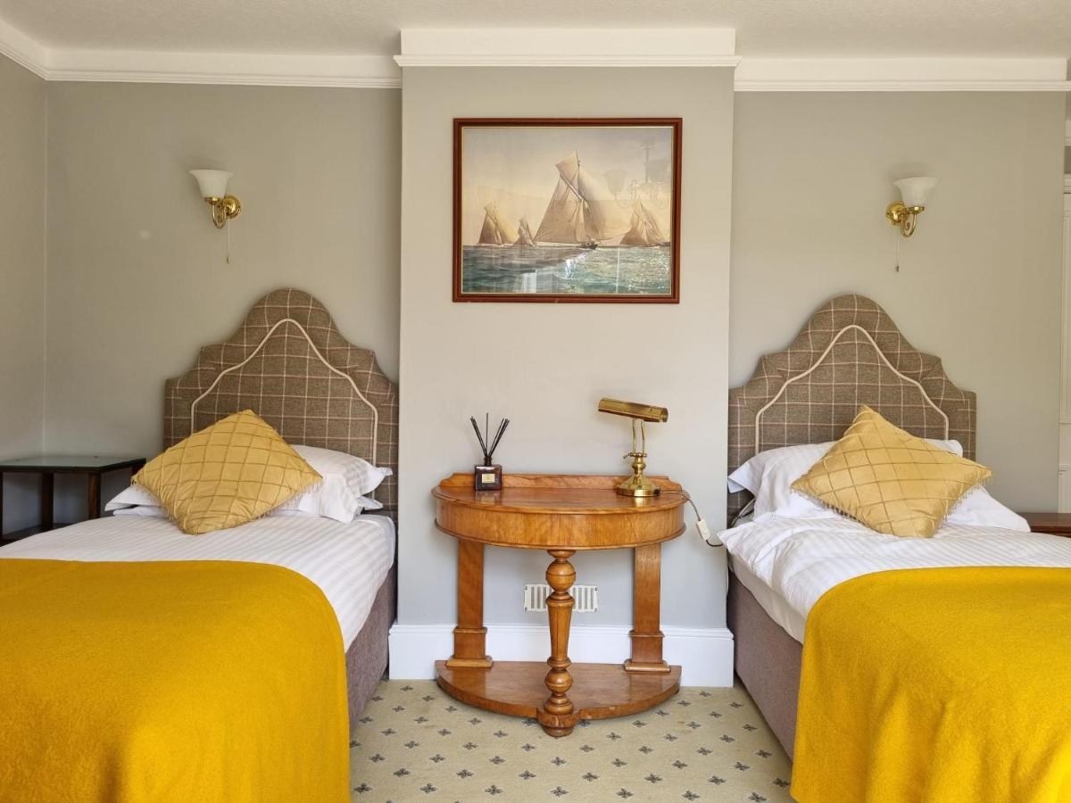 Villa Rothsay Hotel Каус Екстериор снимка